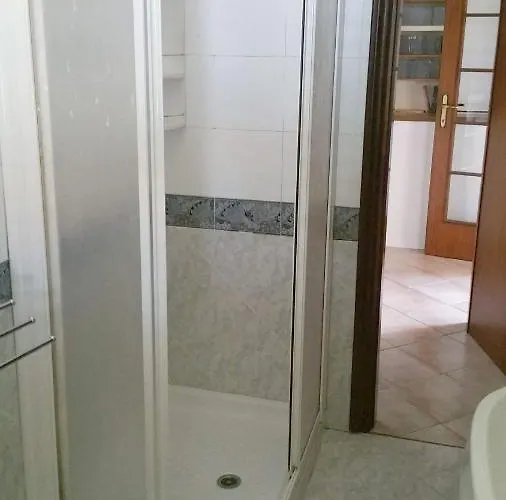 Queen Elizabeth - Argenta