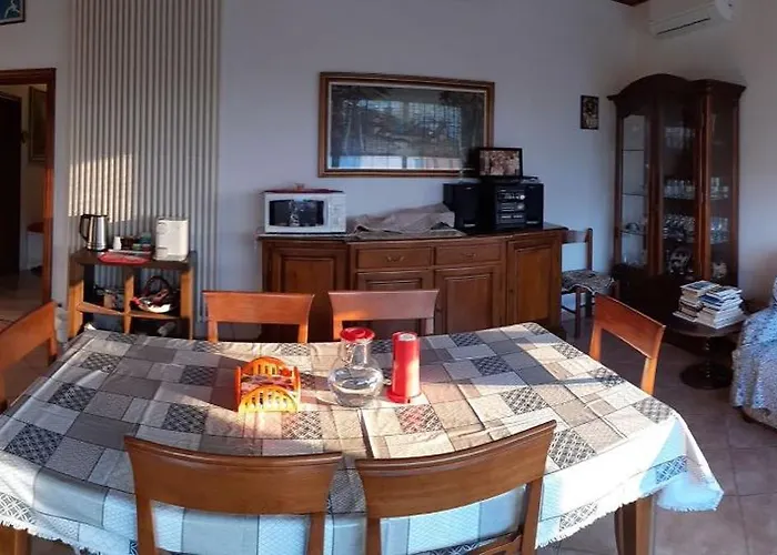 Queen Elizabeth - Bed & Breakfast