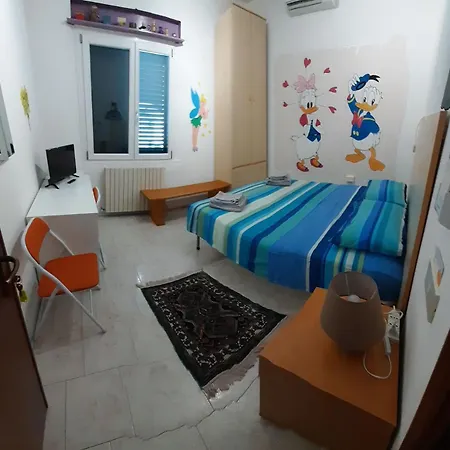 Queen Elizabeth - 3*